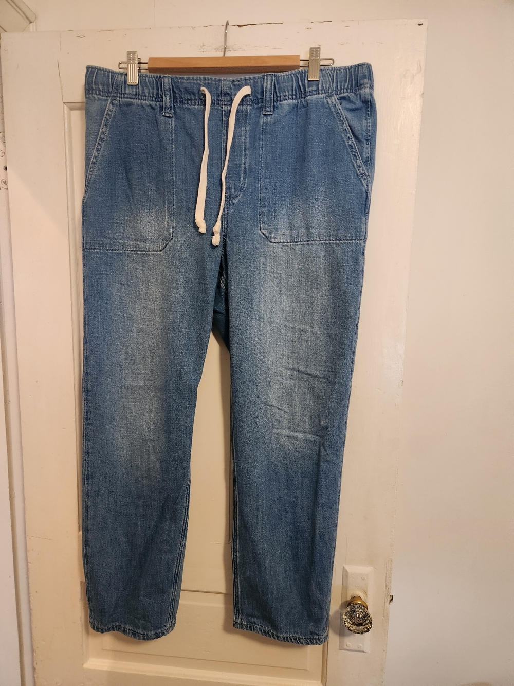 GAP Men's Light Blue Relaxed Drawstring Jeans